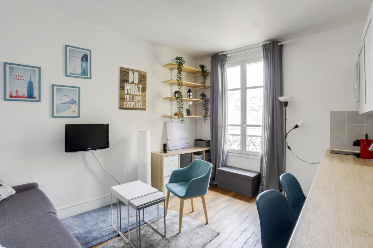 Ferienwohnung Le Mousquetaire Versailles Exterior foto