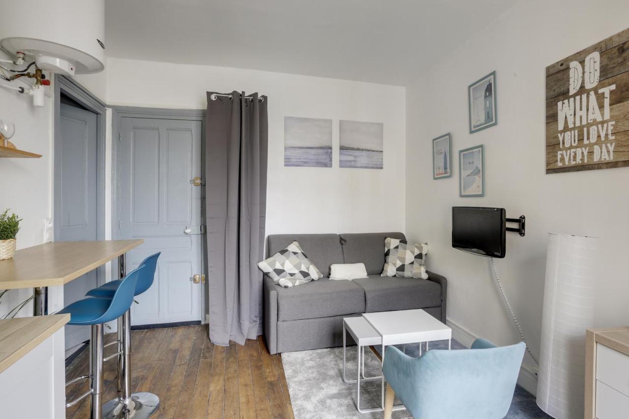 Ferienwohnung Le Mousquetaire Versailles Exterior foto