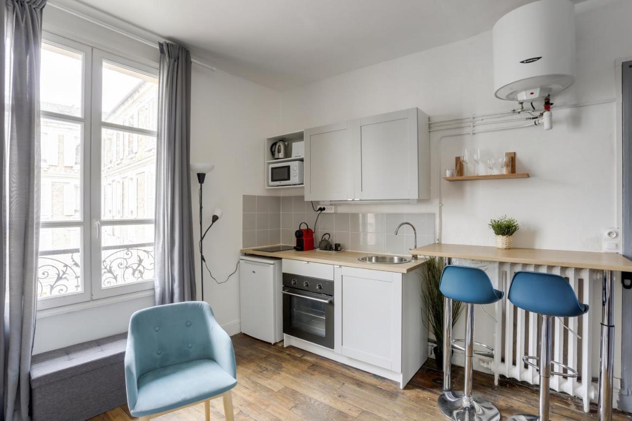 Ferienwohnung Le Mousquetaire Versailles Exterior foto